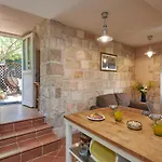 Borna - One-bedroom With Terrace 아파트