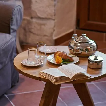 Borna - One-bedroom With Terrace アパート *