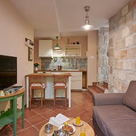 Borna - One-bedroom With Terrace *