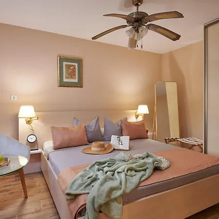 Borna - One-bedroom With Terrace Cavtat